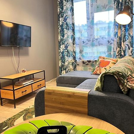 Apartment Metro Slodowiec Free Parking Varsovie Extérieur photo