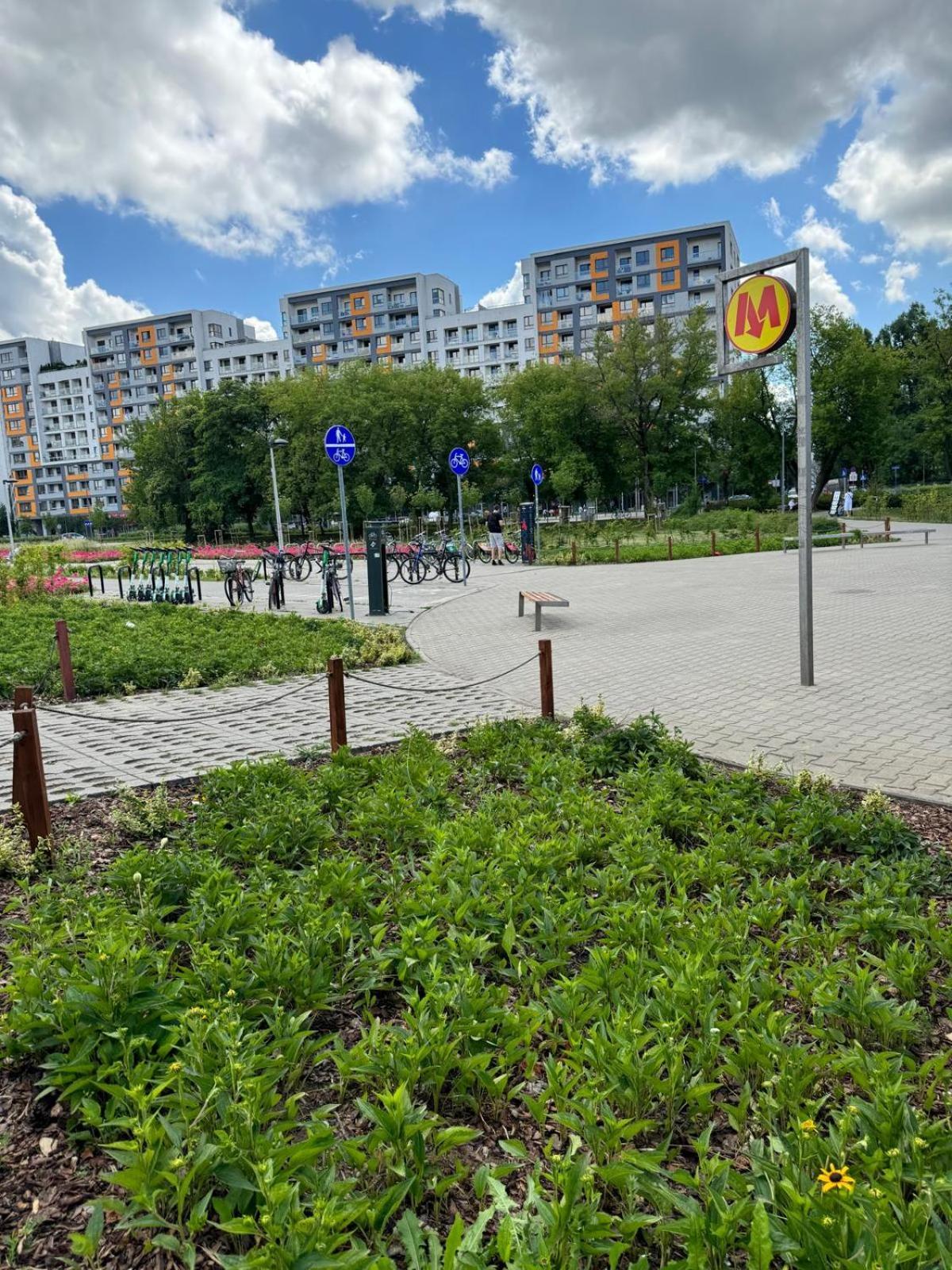 Apartment Metro Slodowiec Free Parking Varsovie Extérieur photo